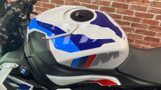 (23MY) BMW M1000 R